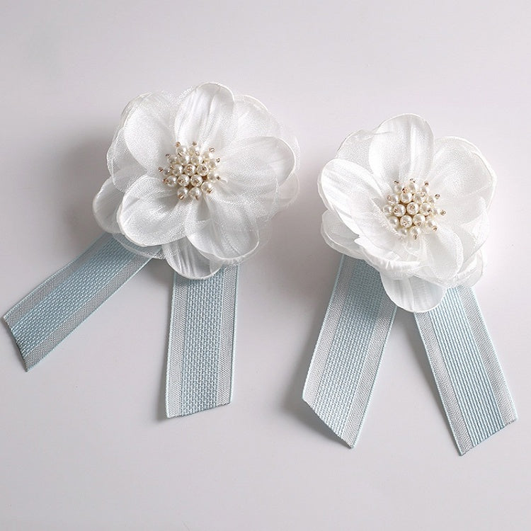 A Pair Fresh White Flower-Designed Lovely Hairclips of