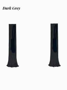 グレーのセルフタイストラップレッグスリーブ