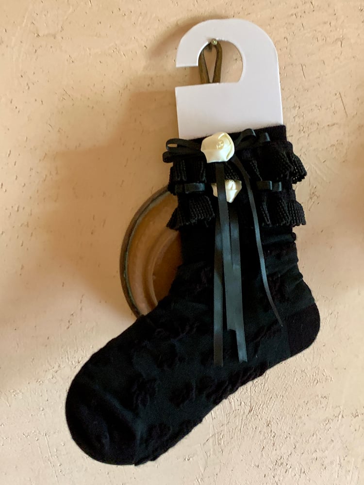 Trim Decoration White/Black Bowknot Lace Calf with Camellia Socks