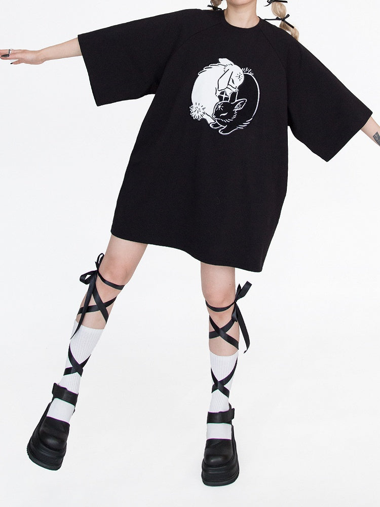 ブラックバニー刺繍オーバーサイズTシャツ