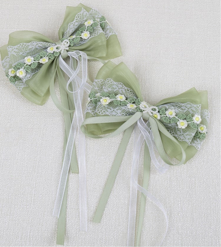 Green Hairclip Daisy Pair Lace