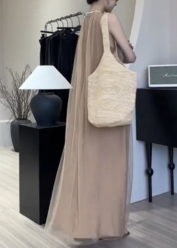 Ärmelloses Kleid mit drapiertem Chiffon in Khaki