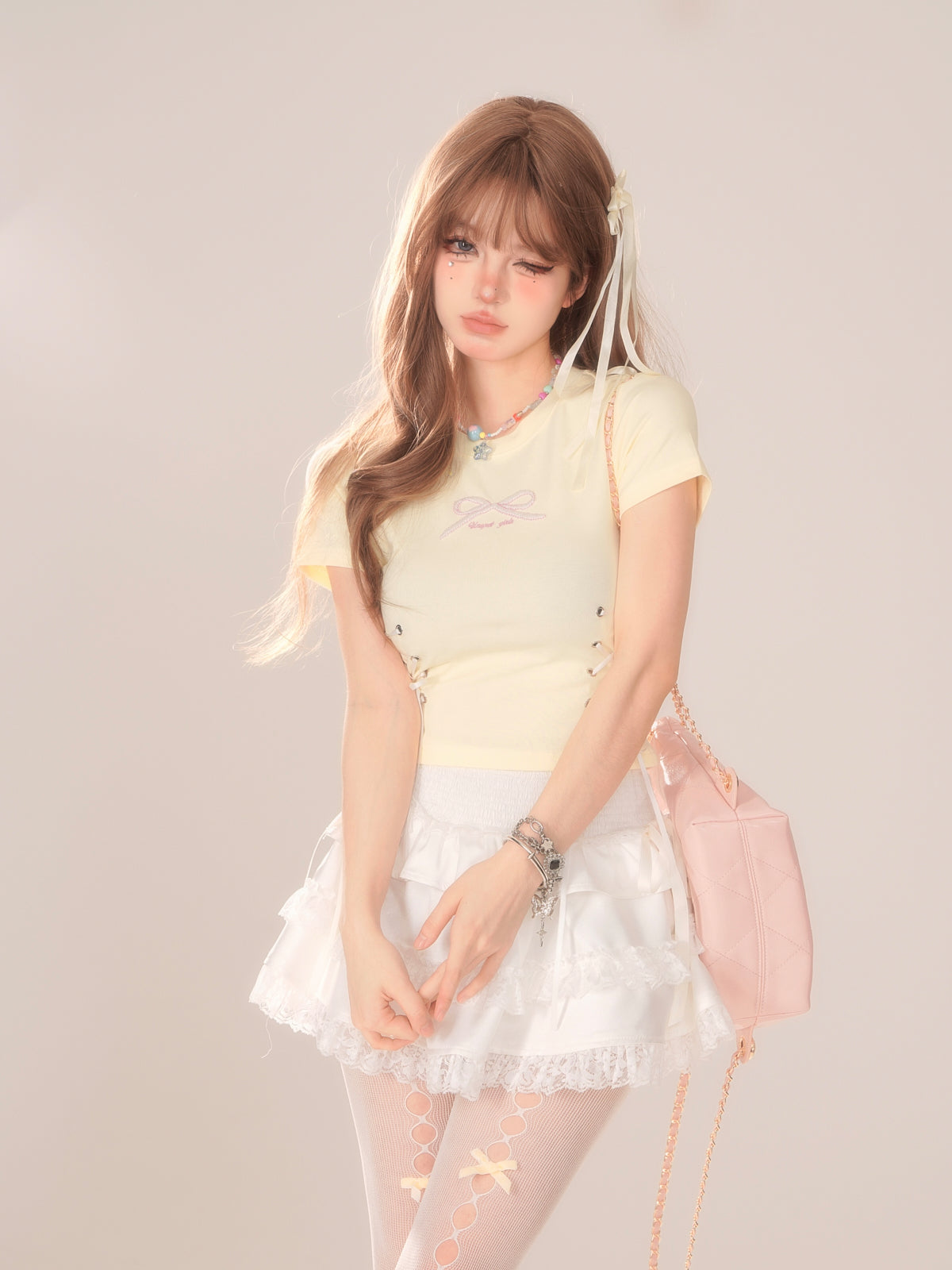 Schnürung, kurzes, schmales Sommertop mit Schleife