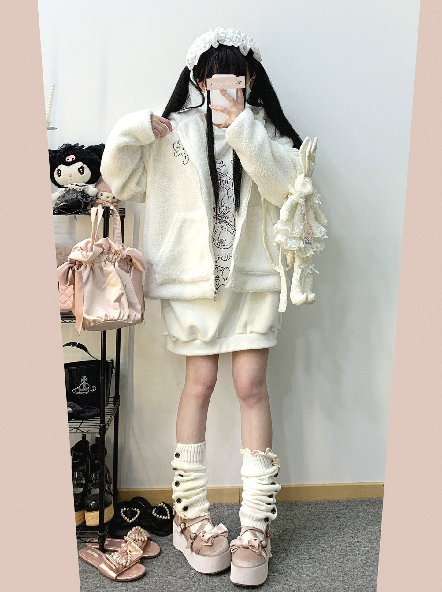 Mine – Langer Samt-Sneaker mit Riemenmuster