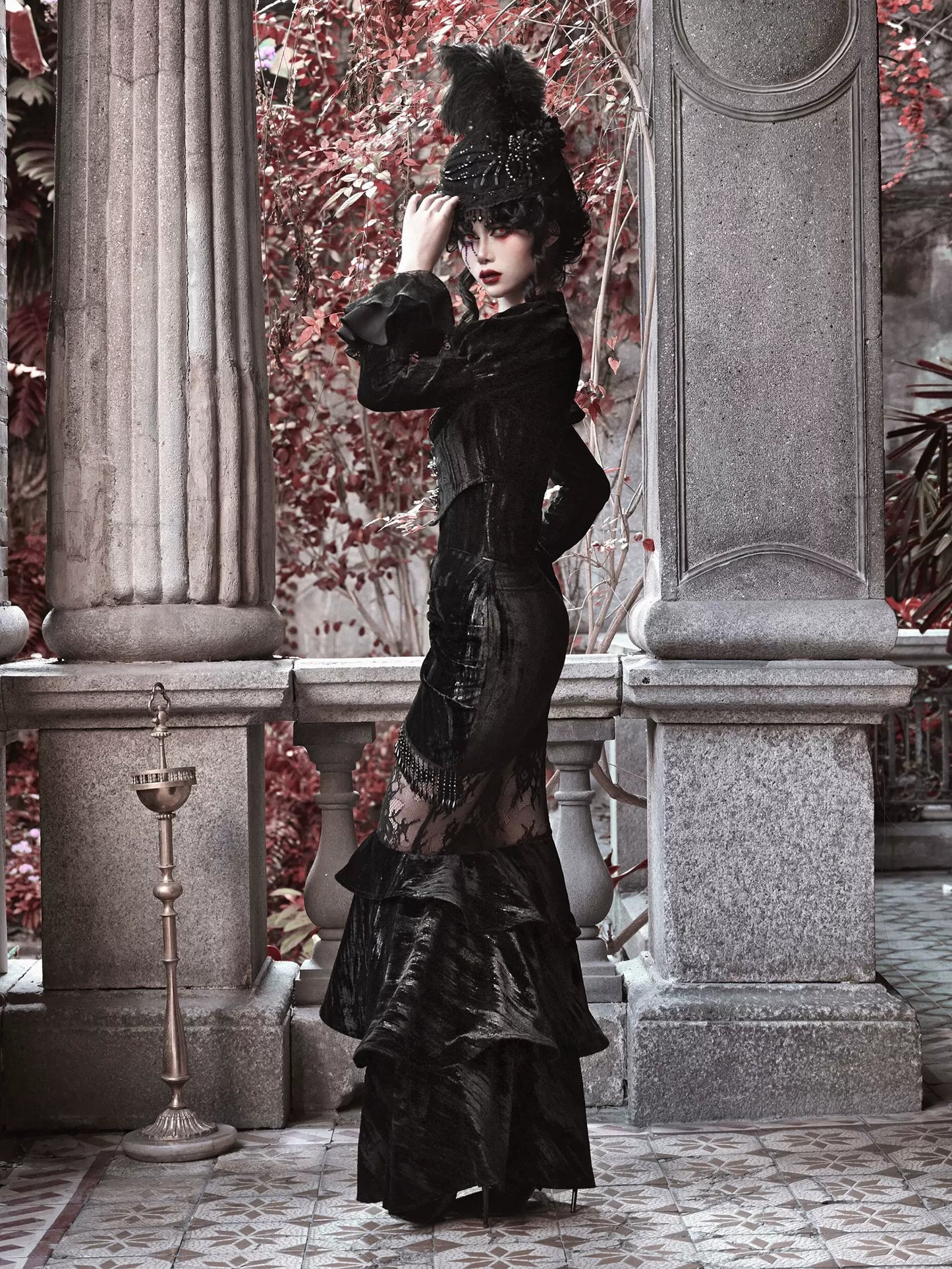 Mermaid Dutchess Gothic Hugging Hip Transparenter Samt-Spitzenrock