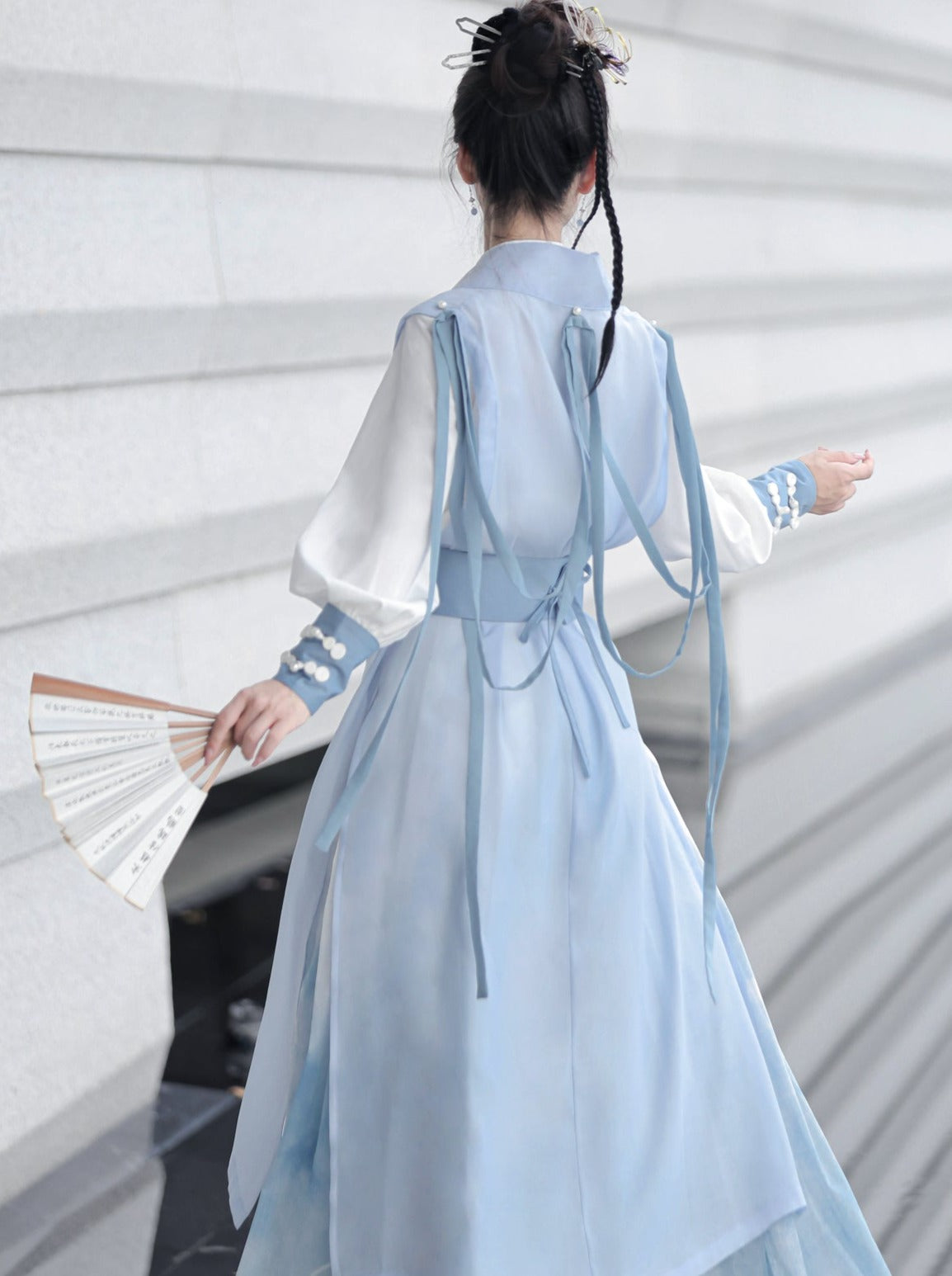 Light Vest Long Design + Blouse China China Belt + Blue China Tassel Skirt