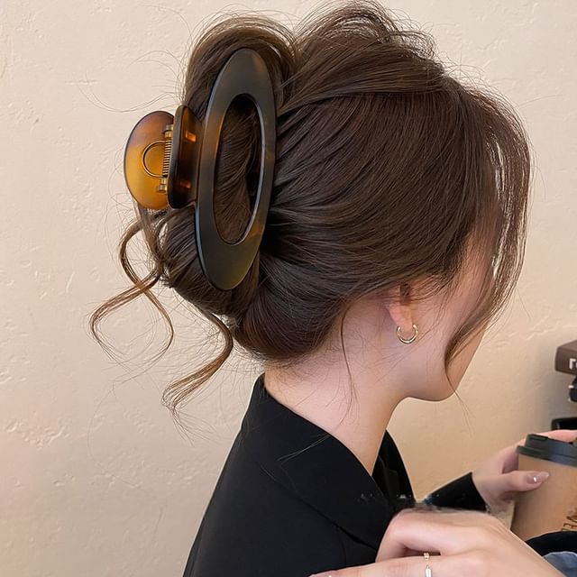 Acrylic Clip Hair Claw Matte