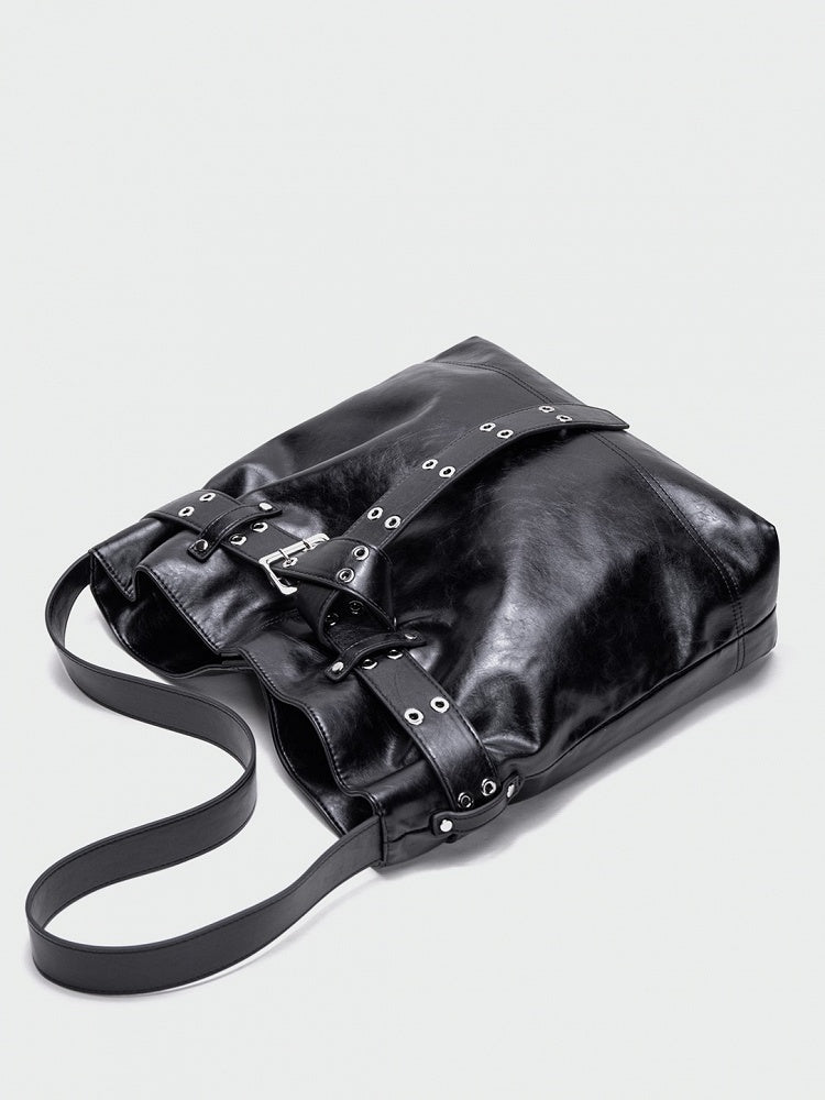 Elegant Black Tote Bag With Belt Buckle Accent - Perfect For Commuting