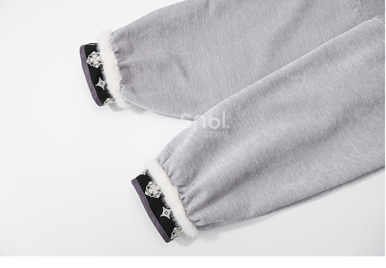 Graues Oberteil im Cheongsam-Stil mit Stehkragen und langen Ärmeln