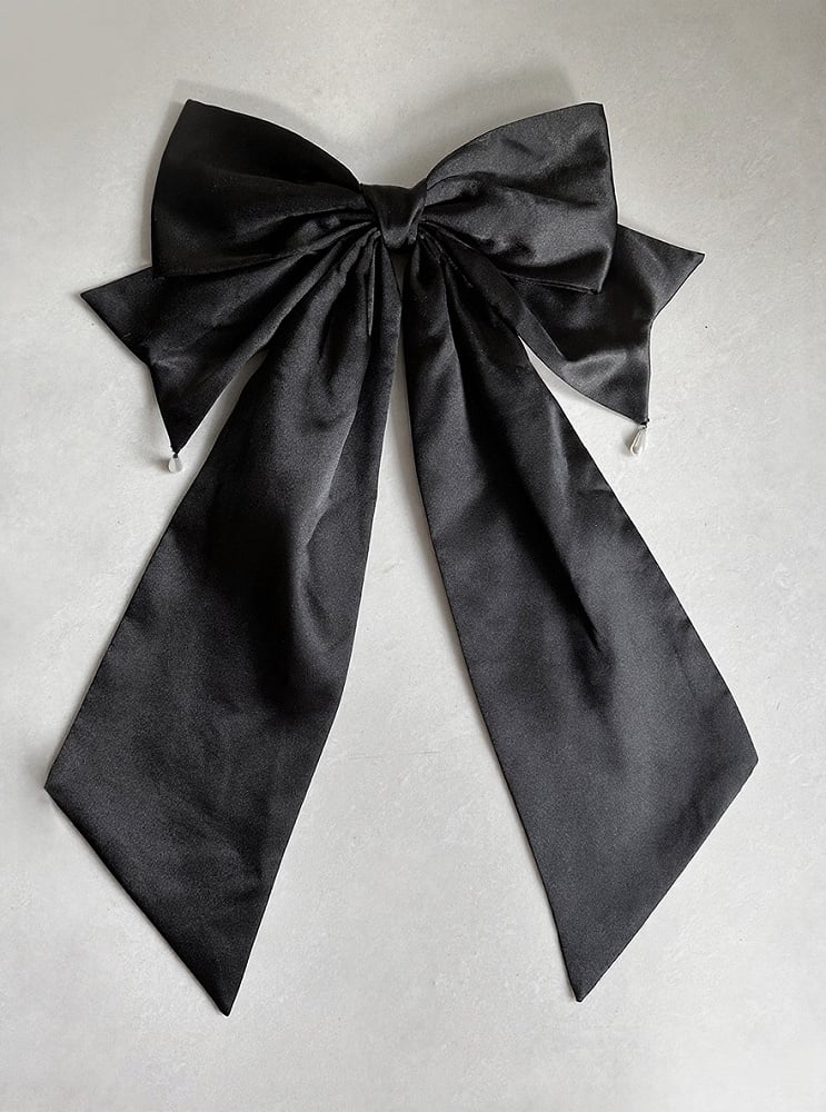 Train White/Red/Beige/Pink/Black Bead Bow with Accents