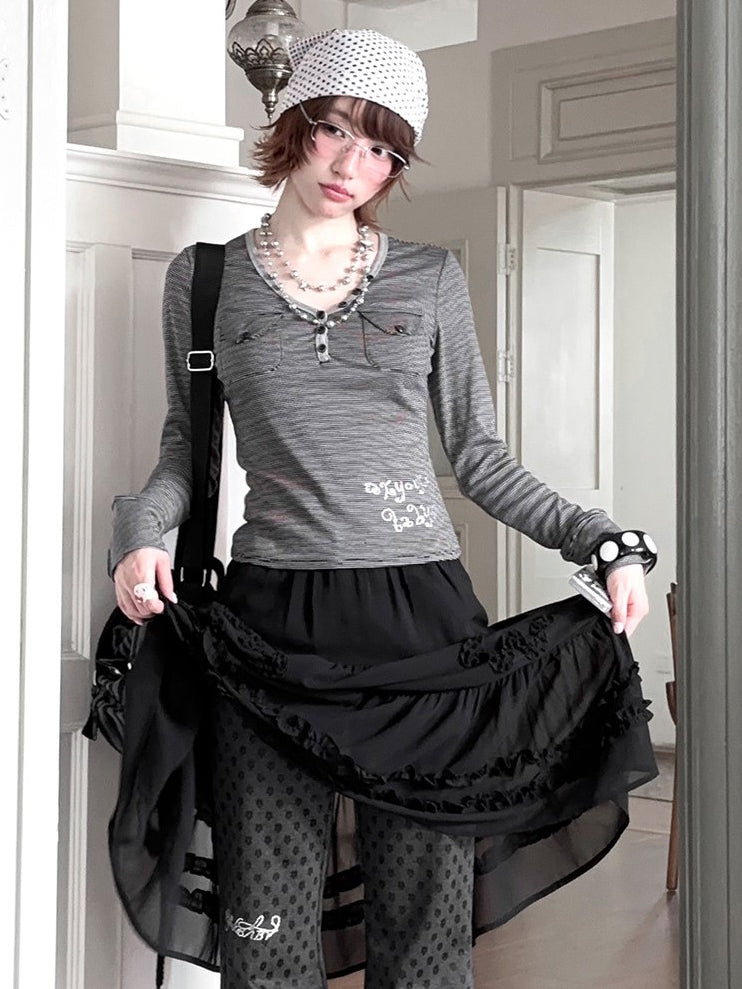 Top Daily Pocket Accents Grey Kawaii Dark Long Sleeve with V-neckline Striped