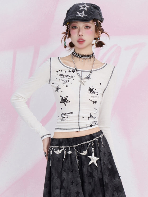 Weißes, kurzes Top mit Rundhalsausschnitt und Sternenmuster