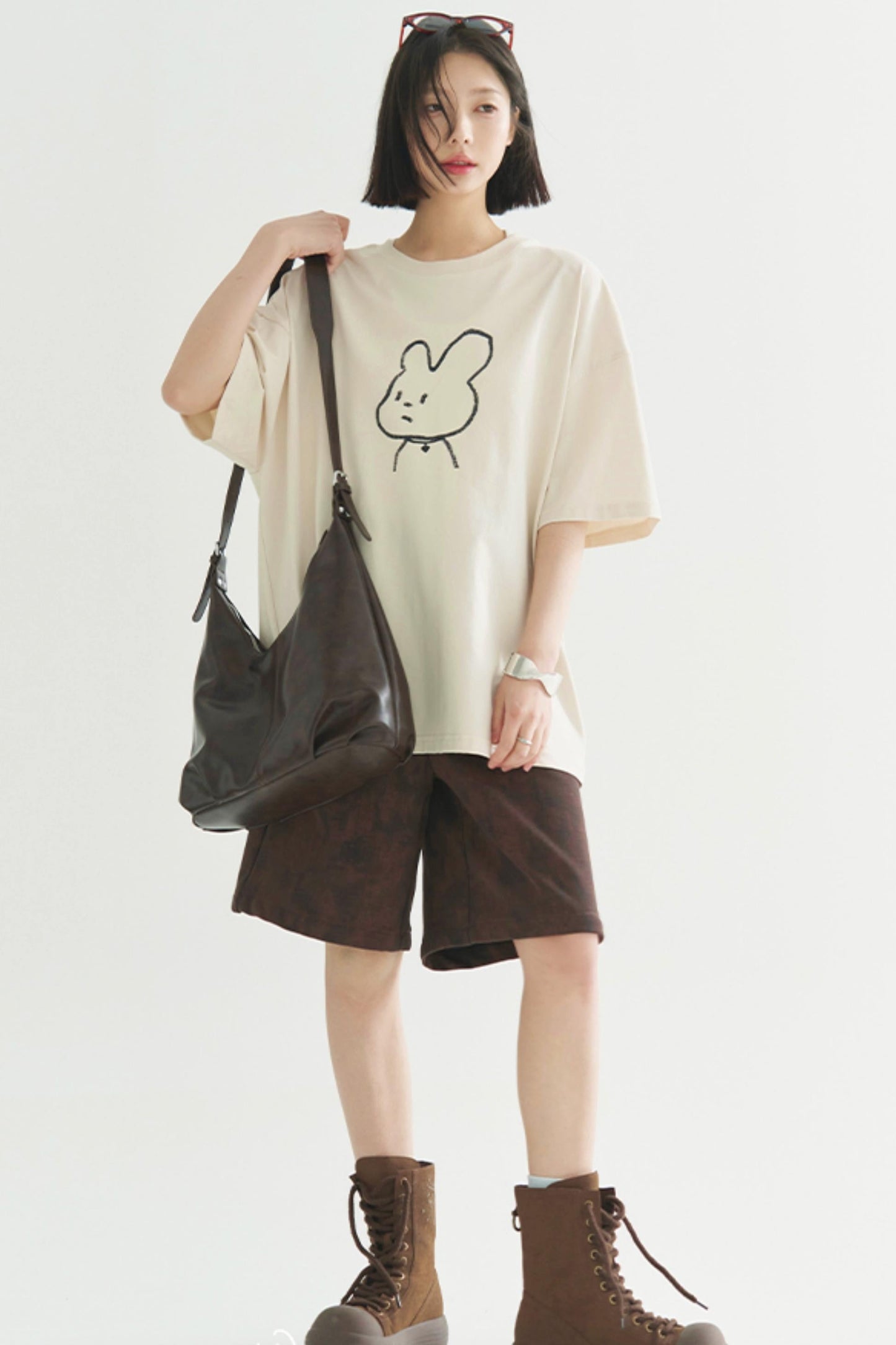 インクミニマリストTシャツスケッチ