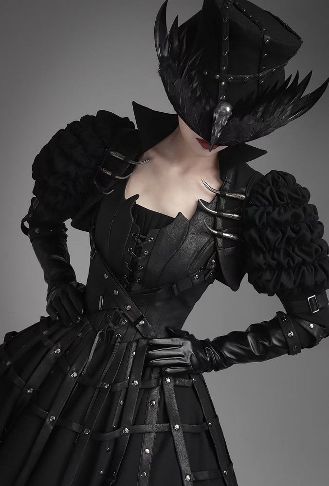 Black Collared Cropped Jacket with Spine Studs - FOXTROT