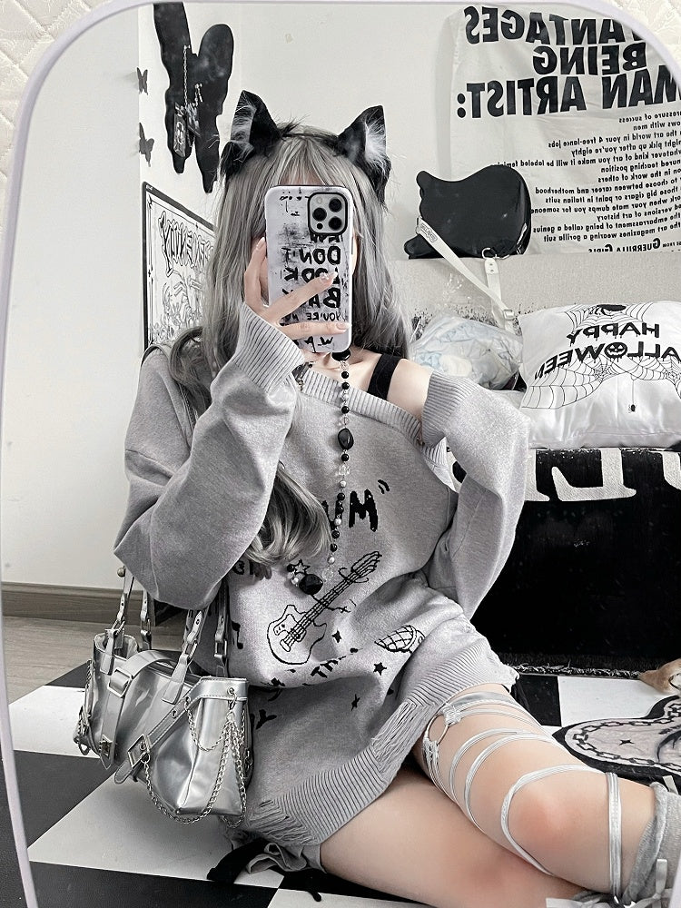 Grauer, lockerer Pullover mit asymmetrischem Ausschnitt und Kordelzugdetail „Gitarrenmädchen“