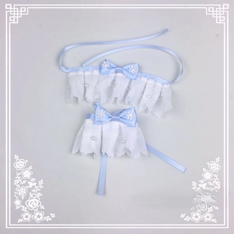 Wrist (Set) Snowflake Lace Ruffled Bow Cuffs