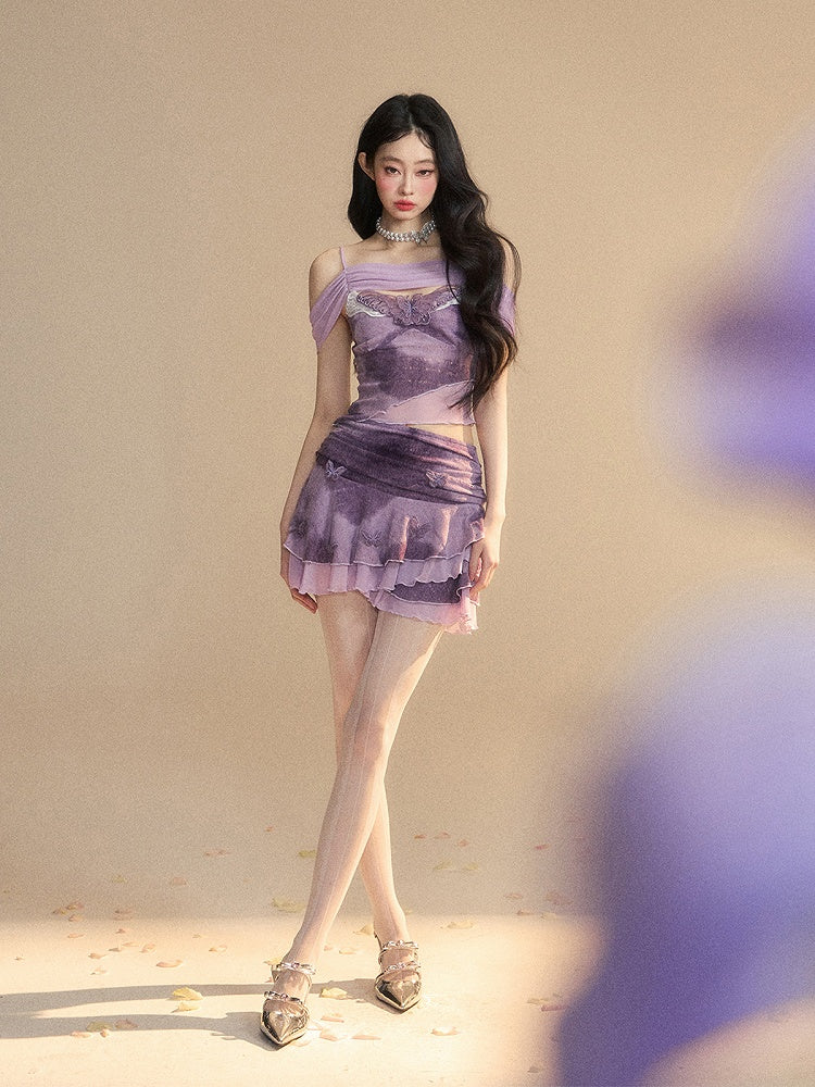 ネックラインのバタフライ刺繍トップ/バタフライアクセントのアップリケの華やかなティアードスカート ラベンダーのオフショルダー