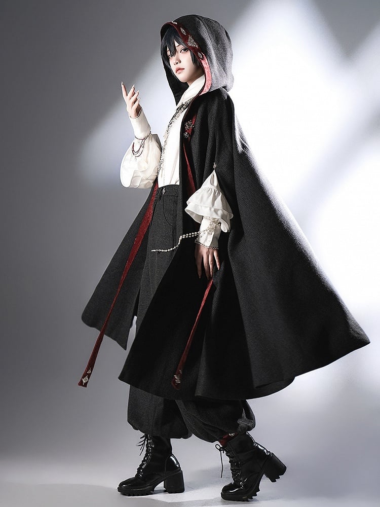 Schwarze Ouji Lolita Knickerbocker mit roten Bündchen