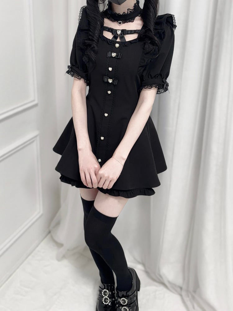 - フリル袖セルフタイボウバックミニドレス + ショートパンツ(ブラック) + ジライケイチョーカーセット