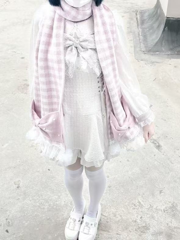 Bowknots Pink Trim Jirai with Kei Beaded Lace Pompons White Plaid Scarf and