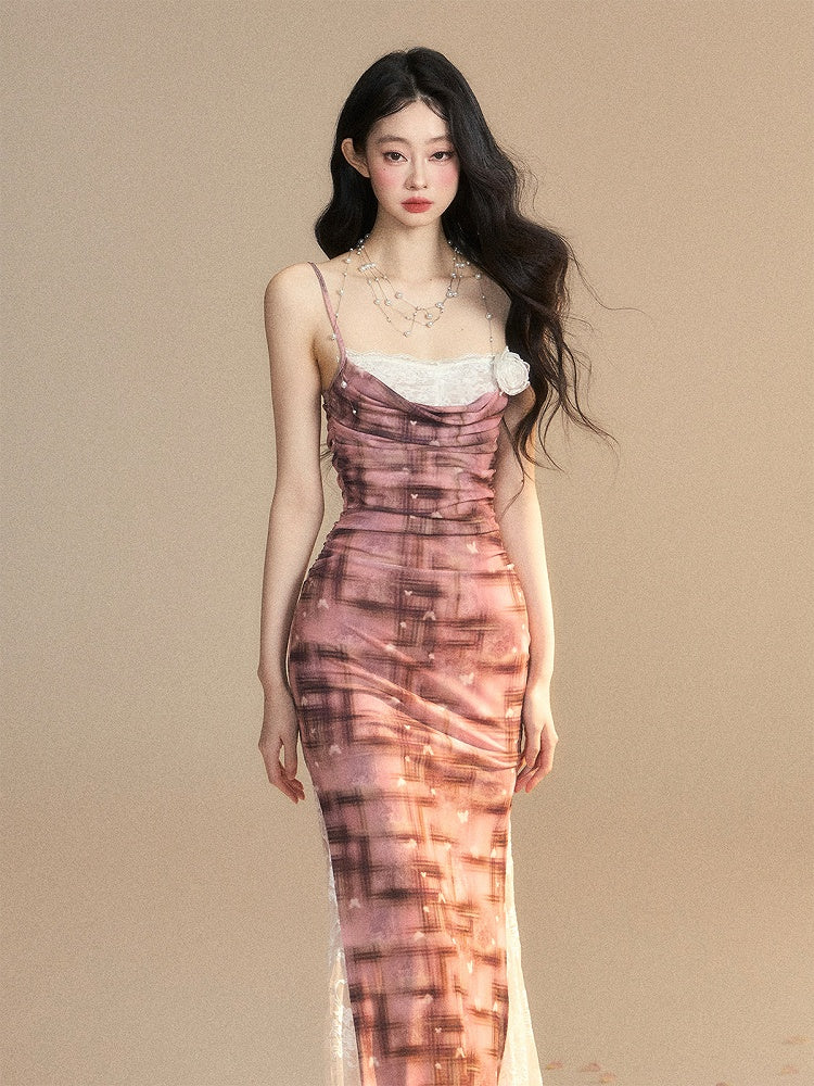 Slip Dress Spitzenpatches Slim-Fit Schlitz Ziegelrot Seite