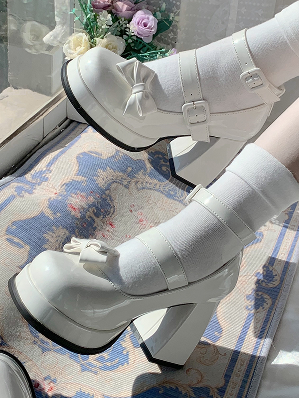 ホワイトの取り外し可能な蝶結びプラットフォームハイブロックヒールロリータシューズ