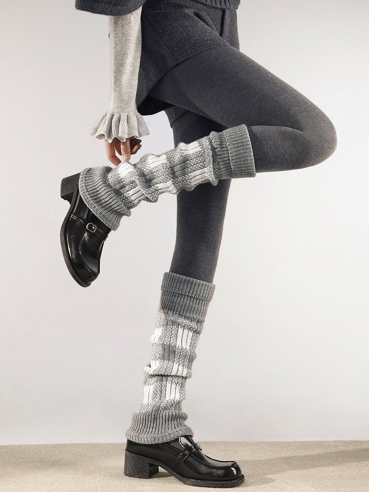 Patterns: Knit Fair (4 Isle Warmers Leg Snowflake/Tulip/Reindeer/Checkerboard) Retro