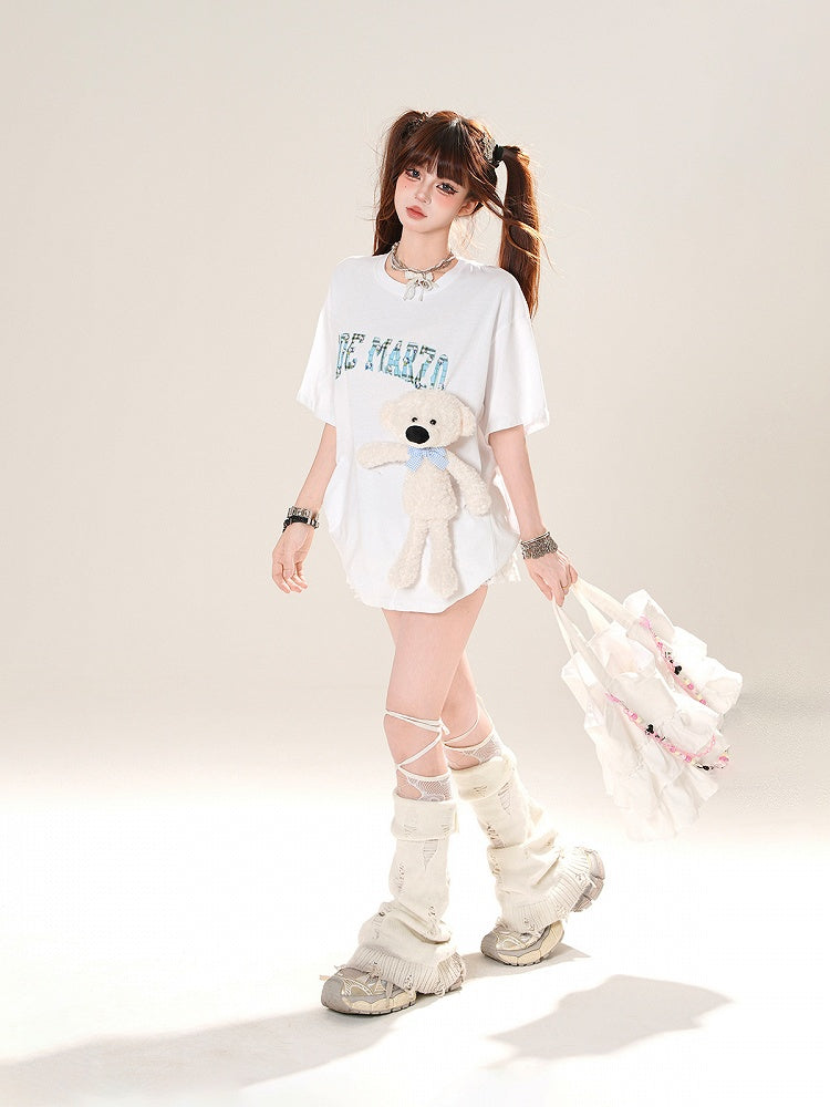 愛らしいクマのぬいぐるみ付き、ブラック/ホワイトのラウンドネックレタープリントTシャツ