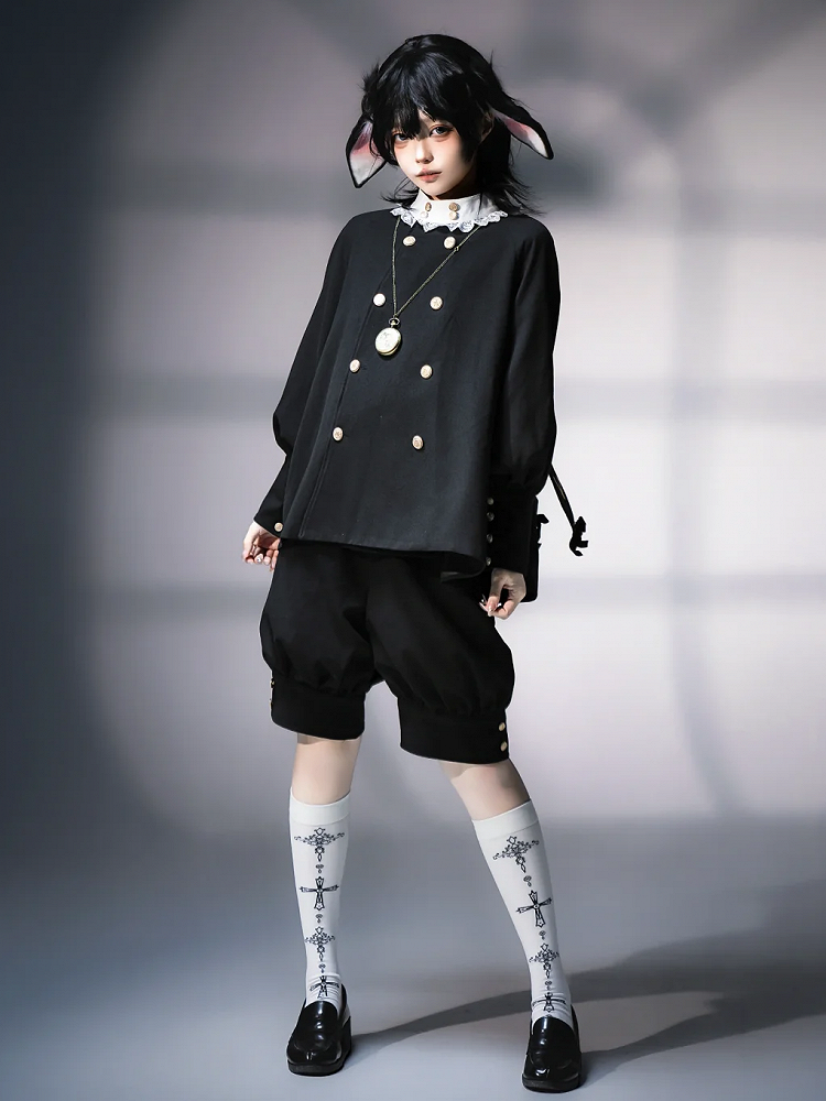 Schwarzes Ouji-Lolita-Outfit mit Hasenohren, Kragen hinten, langen Ärmeln, Oberteil und Knickerbocker-Shorts