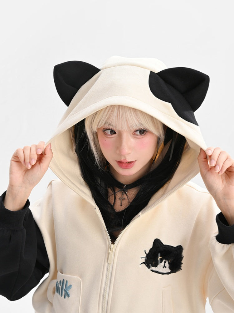 黒と白のキティ耳フード付きキティ柄ジップ開閉クロップドパーカー