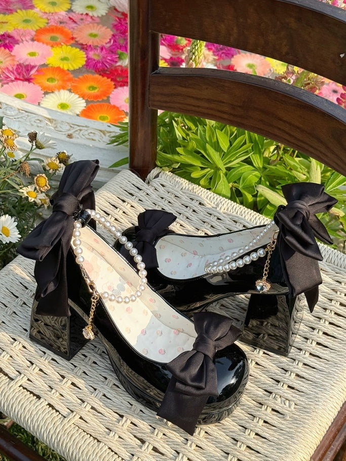 ブラックトゥの蝶結びシューズ、プラットフォームディテール、ラウンドジェーンズ、スウィートメアリーロリータ