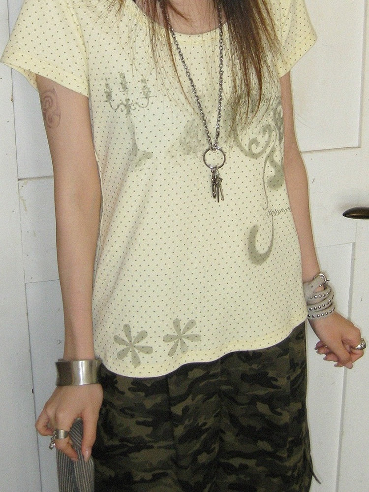 Yellow Polka Dot Candelabra Print Round Neck Tee - innomoood