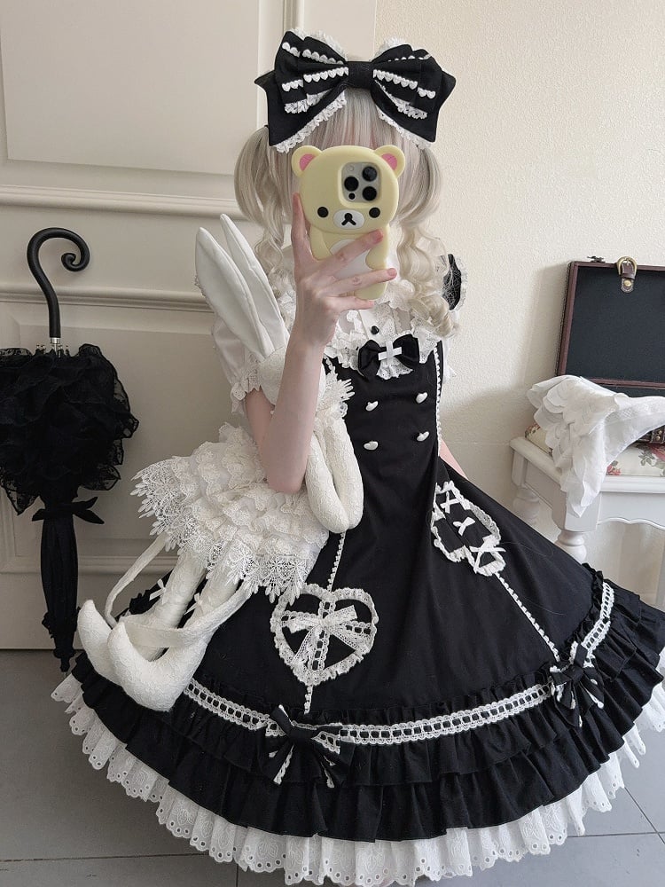 Beschnittenes Kleid mit Ausschnittträgern, schwarz, gewellt, flatternd, Lolita-Krankenschwester, Ösen-Schulter