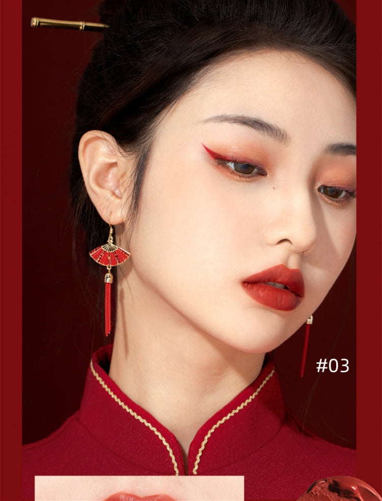 Geschenkbox mit Lippenstiftprägung „Forbidden City“