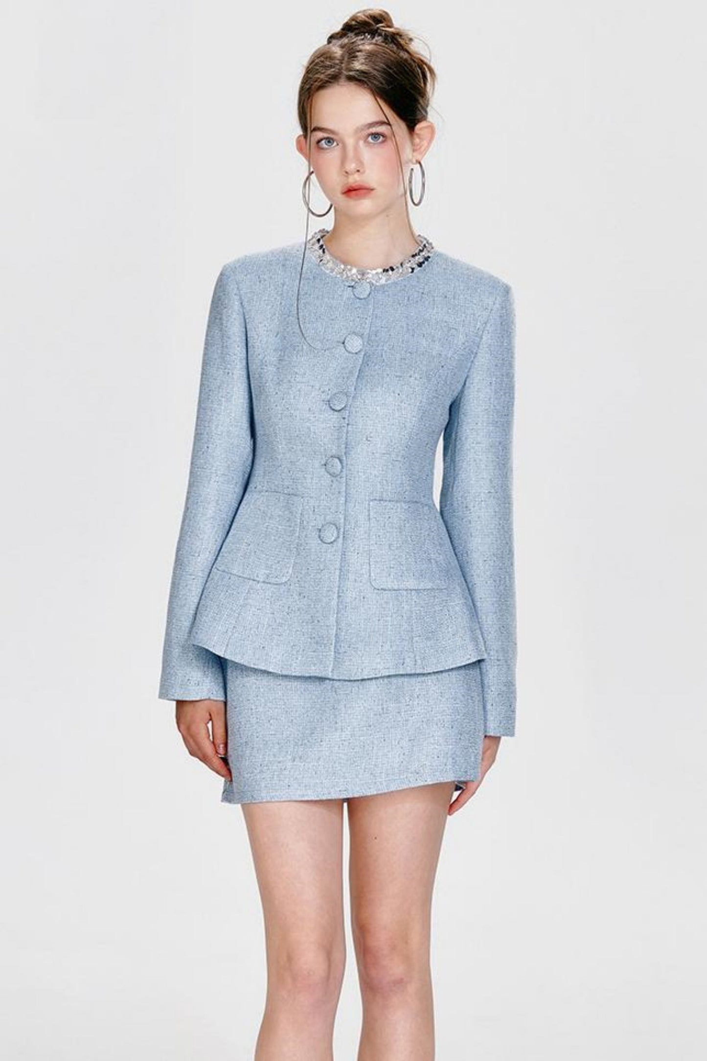 スパンコールのシックなセットアップ