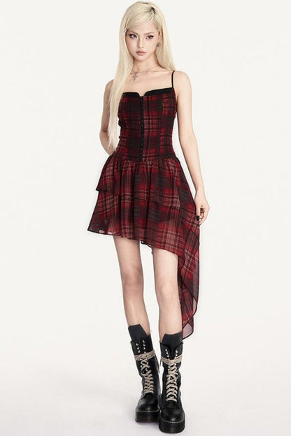 Unregelmäßiges Slingkleid mit Karomuster