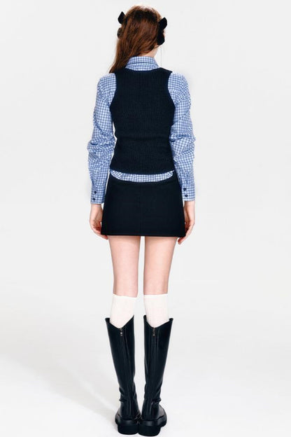 シャツとヒップクールブルーチェックスカートのミントセットアップ