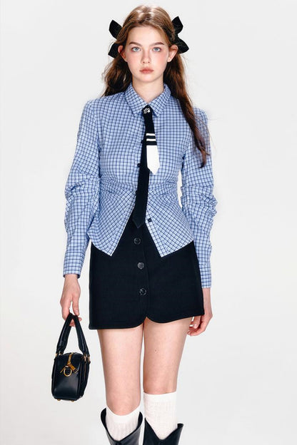 シャツとヒップクールブルーチェックスカートのミントセットアップ