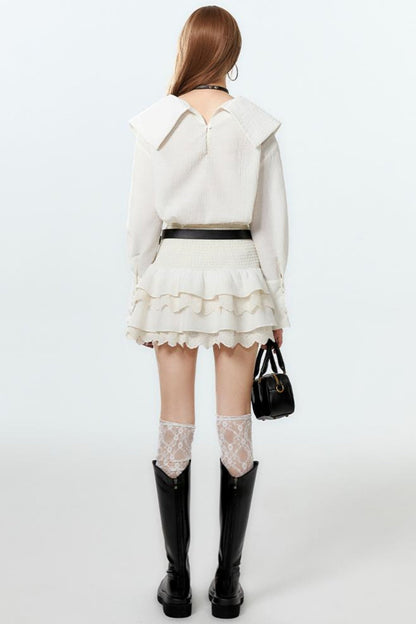 クールなラペルスカートとケーキのセットアップシャツ