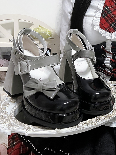 グラデーションブラック取り外し可能な蝶結びプラットフォームハイブロックヒールロリータシューズ