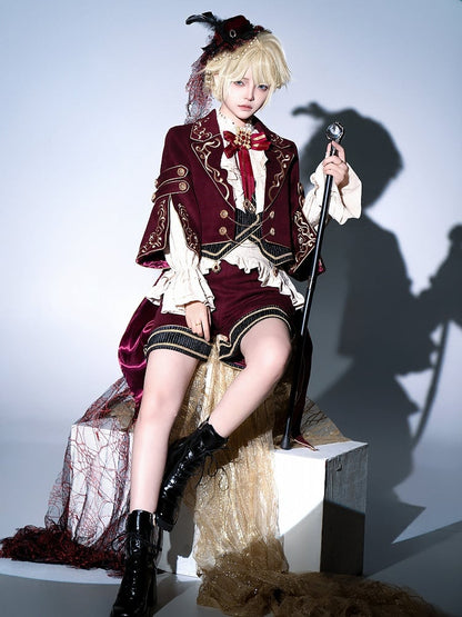 Rotes Ouji Lolita Gryffindor-Outfit, langärmliges Hemd + roter Schwalbenschwanzmantel + Shorts mit geradem Bein