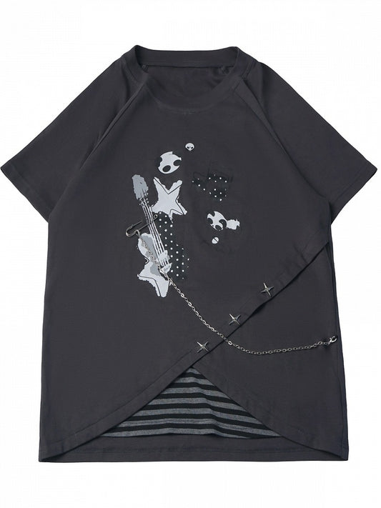 Gray Short Sleeve Tee with Overlapping Hem, Print & Chain Accent - PINK SAVIOR