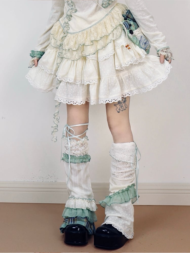 Lace Tiered with Vintag Beige Skirt Accents