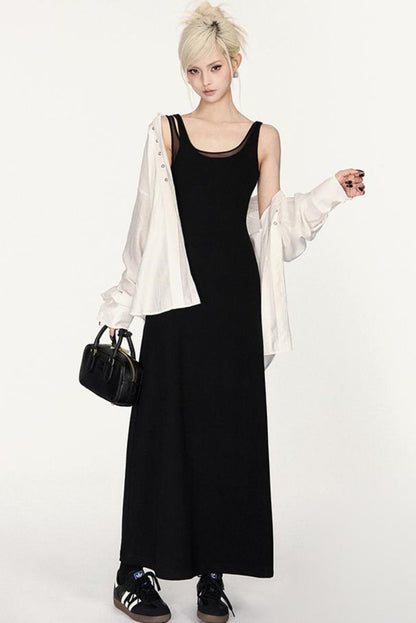 Asymmetrisches Kleid mit U-Ausschnitt