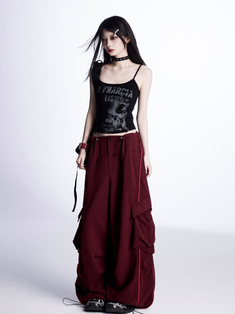 Weite Cargohose mit Kordelzug an der Taille und Bündchen in Rot