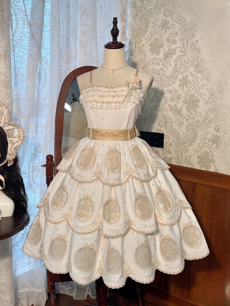 Jupe tulipe à volants et bords festonnés, robe Lolita élégante dos nu blanche et dorée