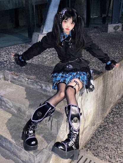 バッドバニーのレーストリム バニーイヤー プラットフォームブーツ