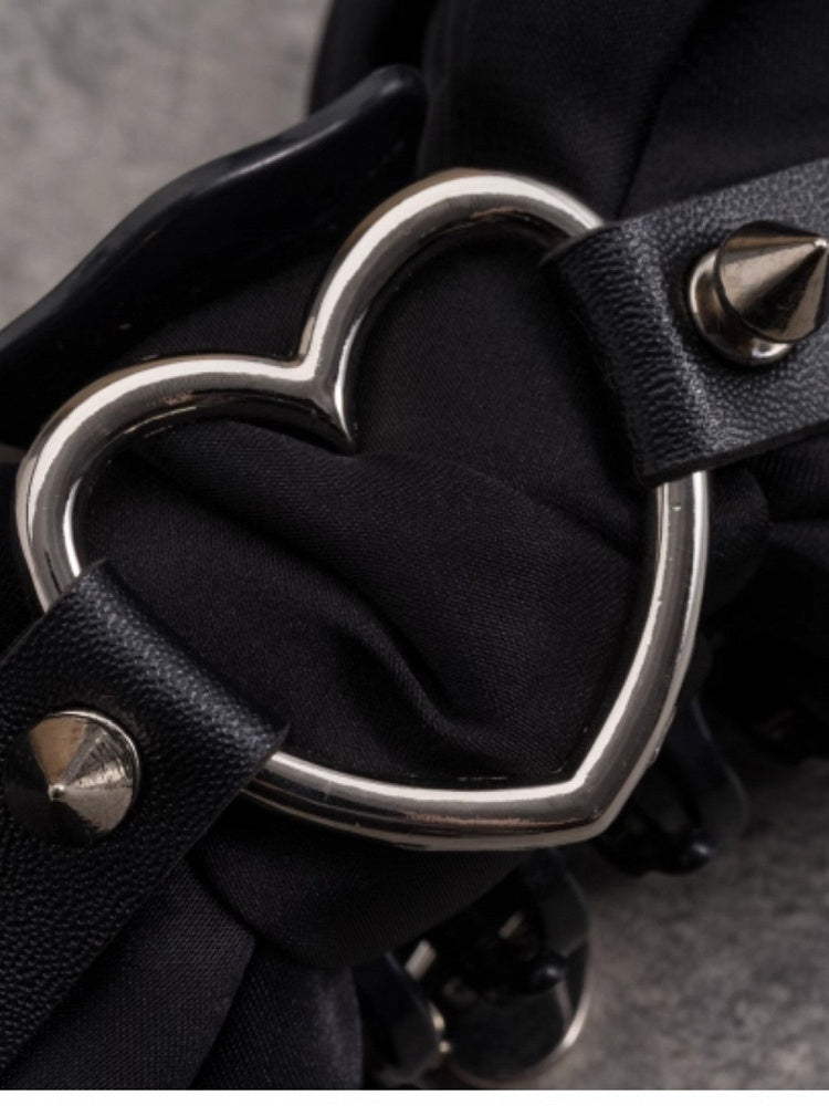 Black Buckle Heart With Claw Gothic Clip Bowknot