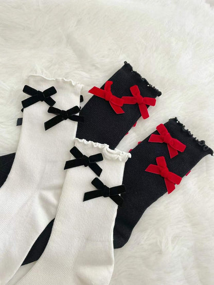 ベルベットリボン付きホワイト/ブラックロリータアンクルソックス