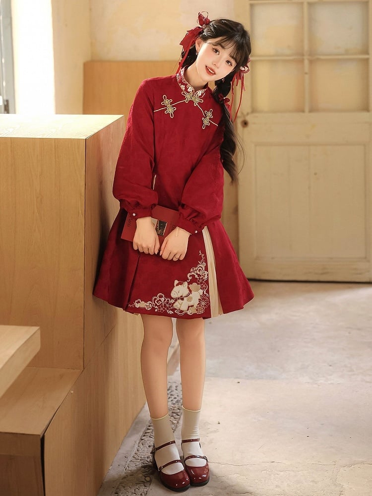 Red Floral Embroidered Chinese Dress with Plush White Top for Cold Seasons - Han Ru Chu Hanfu & Han-Element Studi